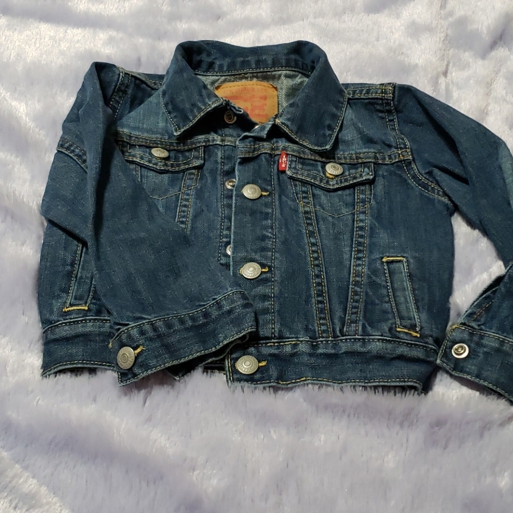 Levi's trucker jean jacket